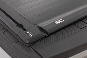 Ford F-150 Lightning Powered Retractable Bed Cover - Rough Country - Matte Black - '22-'26